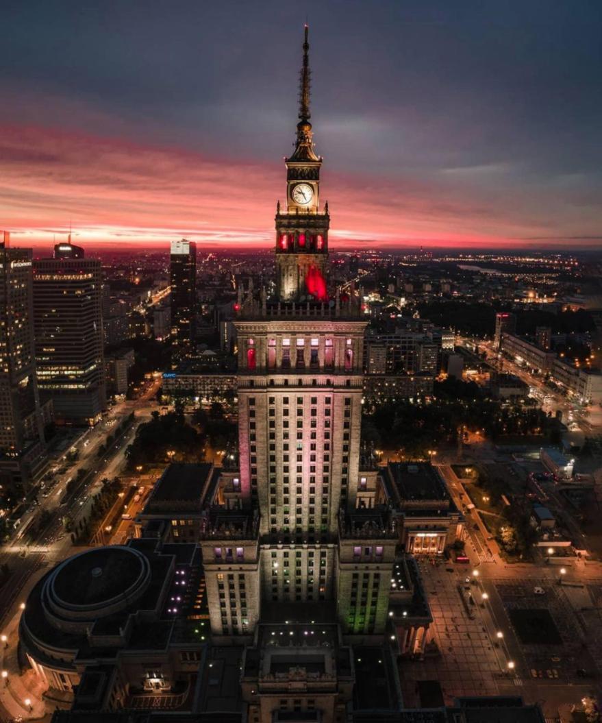 Palace 2 Wifi 600 Mbs 55'Tv Netflix Hbo 2Xmetro Appletv Warsaw Ngoại thất bức ảnh